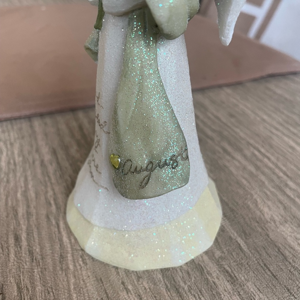2004 Foundations by Enesco AUGUST birthday angel - Picture 3 of 5